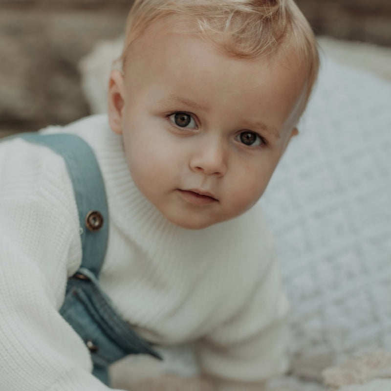 Knitted Jumper-Classic.