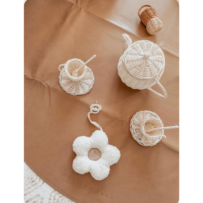 Millie and Rose Creations Pacifier-Dummy Holder.
